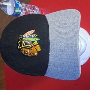 Blackhawk NHL hat. New Era brand. Fitted